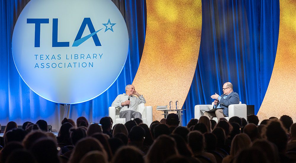 Author Louis Sachar with host at TLA 2025